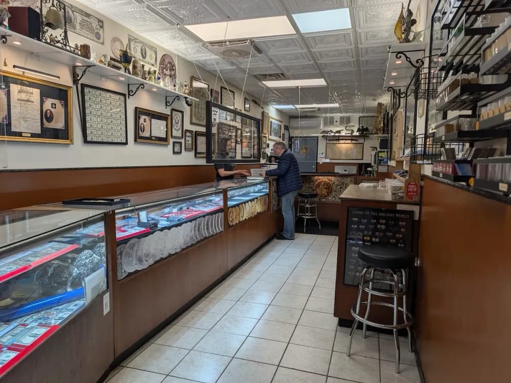Oakton Coins & Collectibles